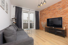 Minimalist Apartment in Łódź With Parking Near Łódź Kaliska by Noclegi Renters